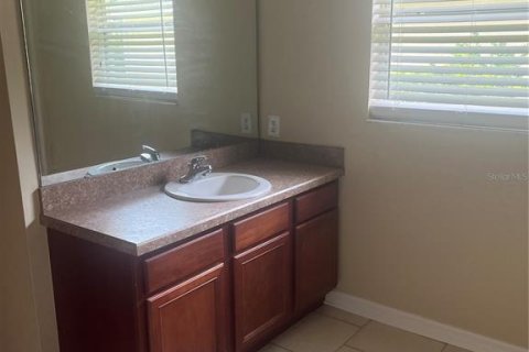 Casa en alquiler en Apopka, Florida, 4 dormitorios, 211.45 m2 № 2284639 - foto 15