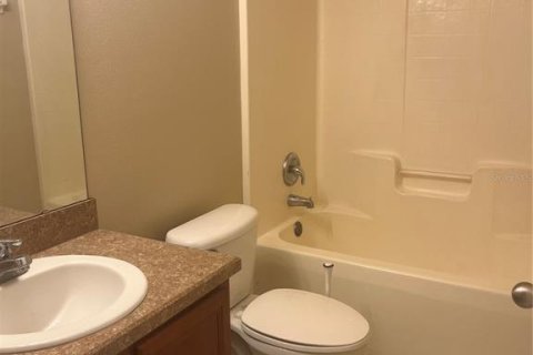 Casa en alquiler en Apopka, Florida, 4 dormitorios, 211.45 m2 № 2284639 - foto 16