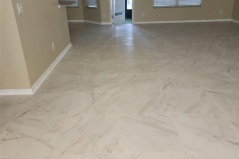 Casa en alquiler en Apopka, Florida, 4 dormitorios, 211.45 m2 № 2284639 - foto 3