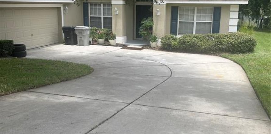 Casa en Apopka, Florida 4 dormitorios, 211.45 m2 № 2284639