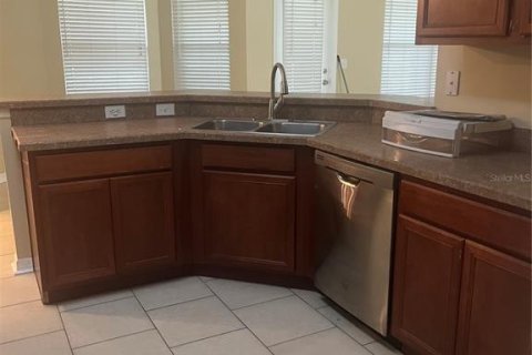 Casa en alquiler en Apopka, Florida, 4 dormitorios, 211.45 m2 № 2284639 - foto 7