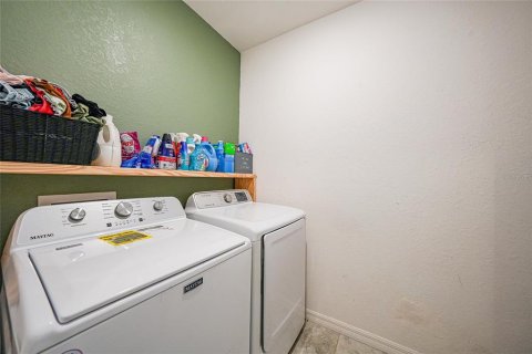 House in Punta Gorda, Florida 3 bedrooms, 132.39 sq.m. № 1678504 - photo 21