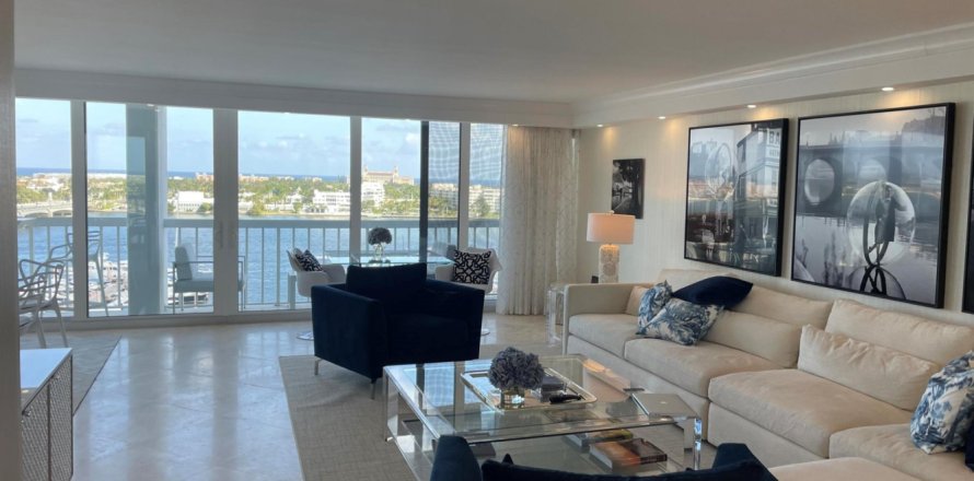 Condominio en West Palm Beach, Florida, 3 dormitorios № 1154503