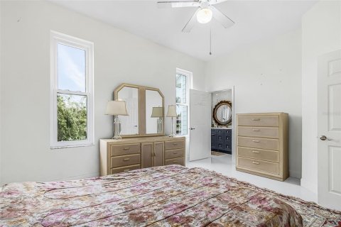Villa ou maison à vendre à Port Charlotte, Floride: 4 chambres, 229.1 m2 № 2219639 - photo 20