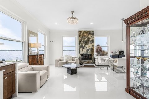 Villa ou maison à vendre à Port Charlotte, Floride: 4 chambres, 229.1 m2 № 2219639 - photo 7