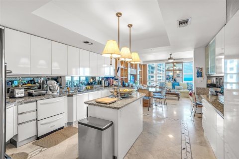 Copropriété à vendre à Key Biscayne, Floride: 5 chambres, 446.86 m2 № 2014391 - photo 25