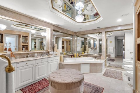Copropriété à vendre à Key Biscayne, Floride: 5 chambres, 446.86 m2 № 2014391 - photo 30