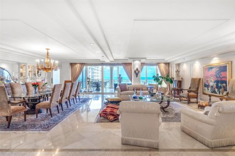 Copropriété à vendre à Key Biscayne, Floride: 5 chambres, 446.86 m2 № 2014391 - photo 15