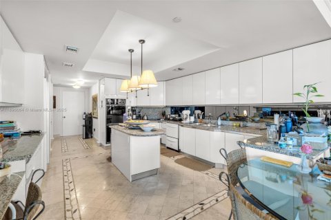Copropriété à vendre à Key Biscayne, Floride: 5 chambres, 446.86 m2 № 2014391 - photo 24