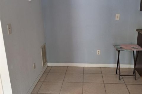 Condo in Tampa, Florida, 2 bedrooms  № 2206758 - photo 7
