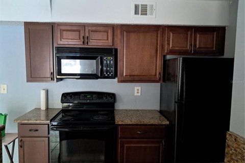 Condo in Tampa, Florida, 2 bedrooms  № 2206758 - photo 4