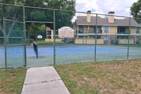 Condo in Tampa, Florida, 2 bedrooms  № 2206758 - photo 17