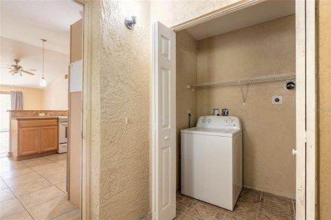 Villa ou maison à vendre à Daytona Beach, Floride: 2 chambres, 94.76 m2 № 1808805 - photo 4