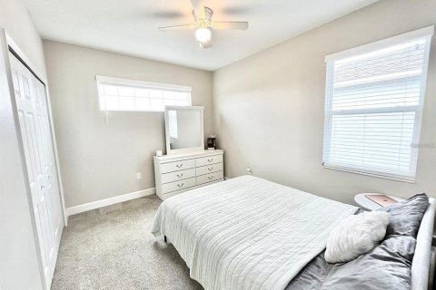 House in Apollo Beach, Florida 4 bedrooms, 196.49 sq.m. № 1758055 - photo 19