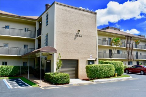 Copropriété à louer à Lauderhill, Floride: 2 chambres, 73.95 m2 № 1967157 - photo 25