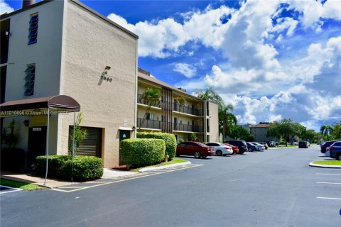 Copropriété à louer à Lauderhill, Floride: 2 chambres, 73.95 m2 № 1967157 - photo 27