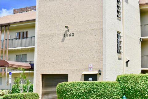 Copropriété à louer à Lauderhill, Floride: 2 chambres, 73.95 m2 № 1967157 - photo 26