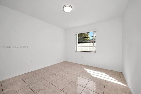 Townhouse in Miami, Florida 3 bedrooms № 2044304 - photo 19