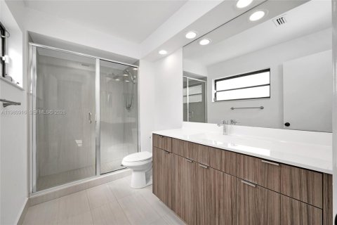 Townhouse in Miami, Florida 3 bedrooms № 2044304 - photo 17
