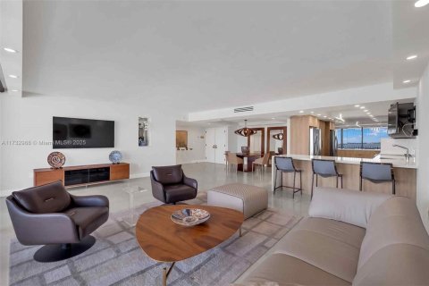 Купить кондоминиум в Майами, Флорида 2 спальни, 174.84м2, № 1700295 - фото 3