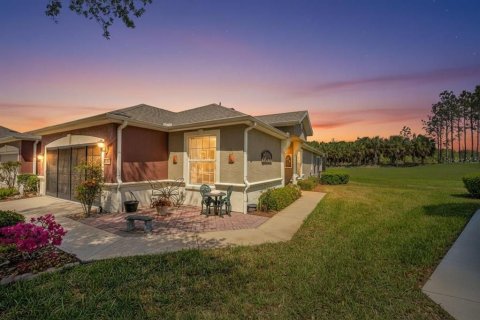 Villa ou maison à Ocala, Floride 2 chambres, 157.56 m2 № 2217920
