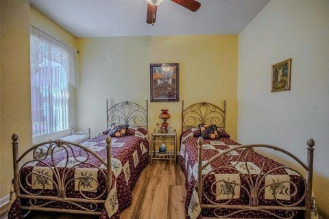 House in Ocala, Florida 2 bedrooms, 157.56 sq.m. № 2217920 - photo 18