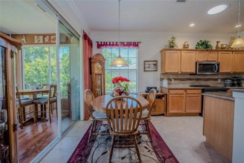 House in Ocala, Florida 2 bedrooms, 157.56 sq.m. № 2217920 - photo 16