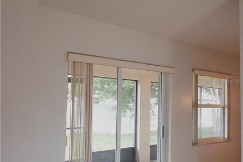 Casa en venta en Kissimmee, Florida, 4 dormitorios, 149.39 m2 № 2217984 - foto 30