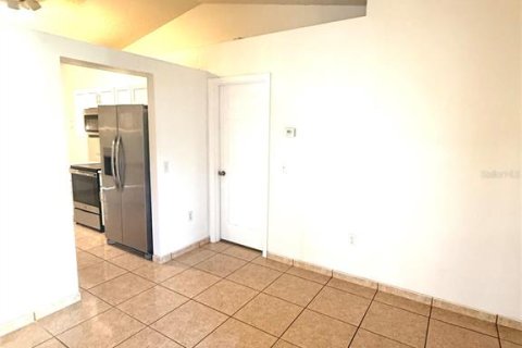 Casa en venta en Kissimmee, Florida, 4 dormitorios, 149.39 m2 № 2217984 - foto 4