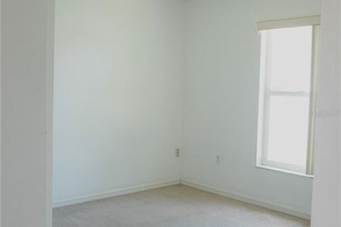 Casa en venta en Kissimmee, Florida, 4 dormitorios, 149.39 m2 № 2217984 - foto 24