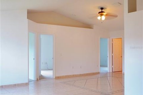 Casa en venta en Kissimmee, Florida, 4 dormitorios, 149.39 m2 № 2217984 - foto 2