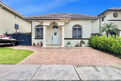 Casa en venta en Miami, Florida, 3 dormitorios, 117.8 m2 № 1752901 - foto 21