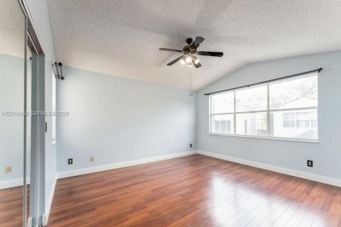 Villa ou maison à vendre à Weston, Floride: 4 chambres, 156.54 m2 № 2076576 - photo 18
