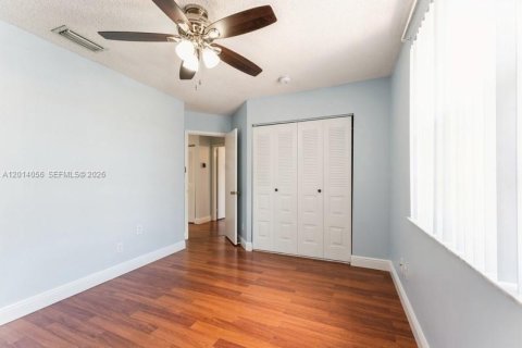 Villa ou maison à vendre à Weston, Floride: 4 chambres, 156.54 m2 № 2076576 - photo 27