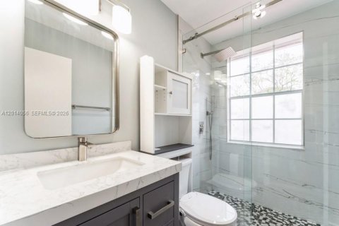 Villa ou maison à vendre à Weston, Floride: 4 chambres, 156.54 m2 № 2076576 - photo 28