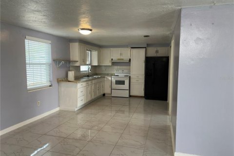 Casa en venta en Holiday, Florida, 2 dormitorios, 101.08 m2 № 1631215 - foto 3