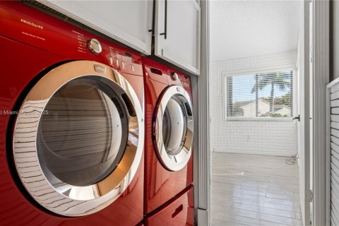 Casa en venta en Cutler Bay, Florida, 3 dormitorios, 153.29 m2 № 1964197 - foto 19