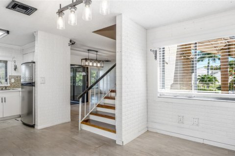 Casa en venta en Cutler Bay, Florida, 3 dormitorios, 153.29 m2 № 1964197 - foto 18