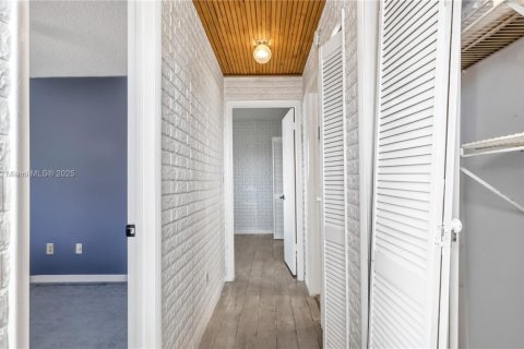 Casa en venta en Cutler Bay, Florida, 3 dormitorios, 153.29 m2 № 1964197 - foto 25