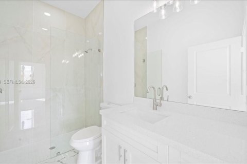 Купить виллу или дом в Лихай-Эйкерс, Флорида 3 спальни, № 2033205 - фото 16