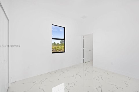 Купить виллу или дом в Лихай-Эйкерс, Флорида 3 спальни, № 2033205 - фото 18