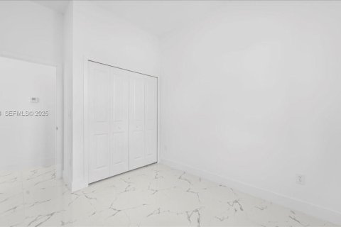 Купить виллу или дом в Лихай-Эйкерс, Флорида 3 спальни, № 2033205 - фото 24