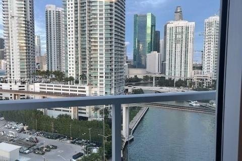 Condo à Miami, Floride, 1 chambre  № 2042378