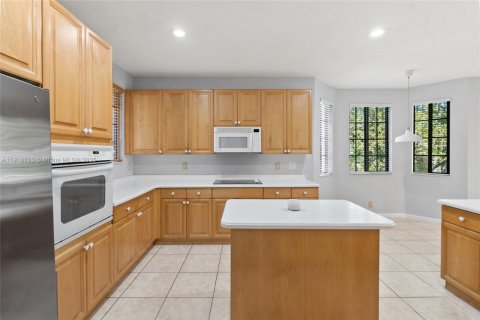 Condominio en alquiler en Weston, Florida, 3 dormitorios, 212.75 m2 № 1974911 - foto 12