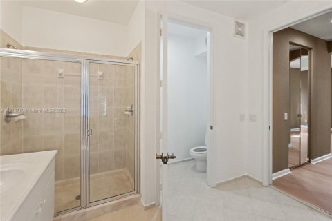 Condominio en alquiler en Weston, Florida, 3 dormitorios, 212.75 m2 № 1974911 - foto 27