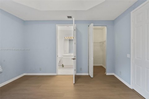 Condominio en alquiler en Weston, Florida, 3 dormitorios, 212.75 m2 № 1974911 - foto 10