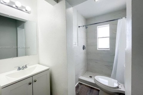 Propiedad comercial en venta en Fort Lauderdale, Florida № 2084955 - foto 15