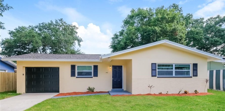 Casa en Clearwater, Florida 3 dormitorios, 118.08 m2 № 1899111