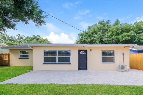 House in Clearwater, Florida 3 bedrooms, 118.08 sq.m. № 1899111 - photo 16