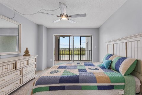 Condo in Sarasota, Florida, 1 bedroom  № 2236200 - photo 22